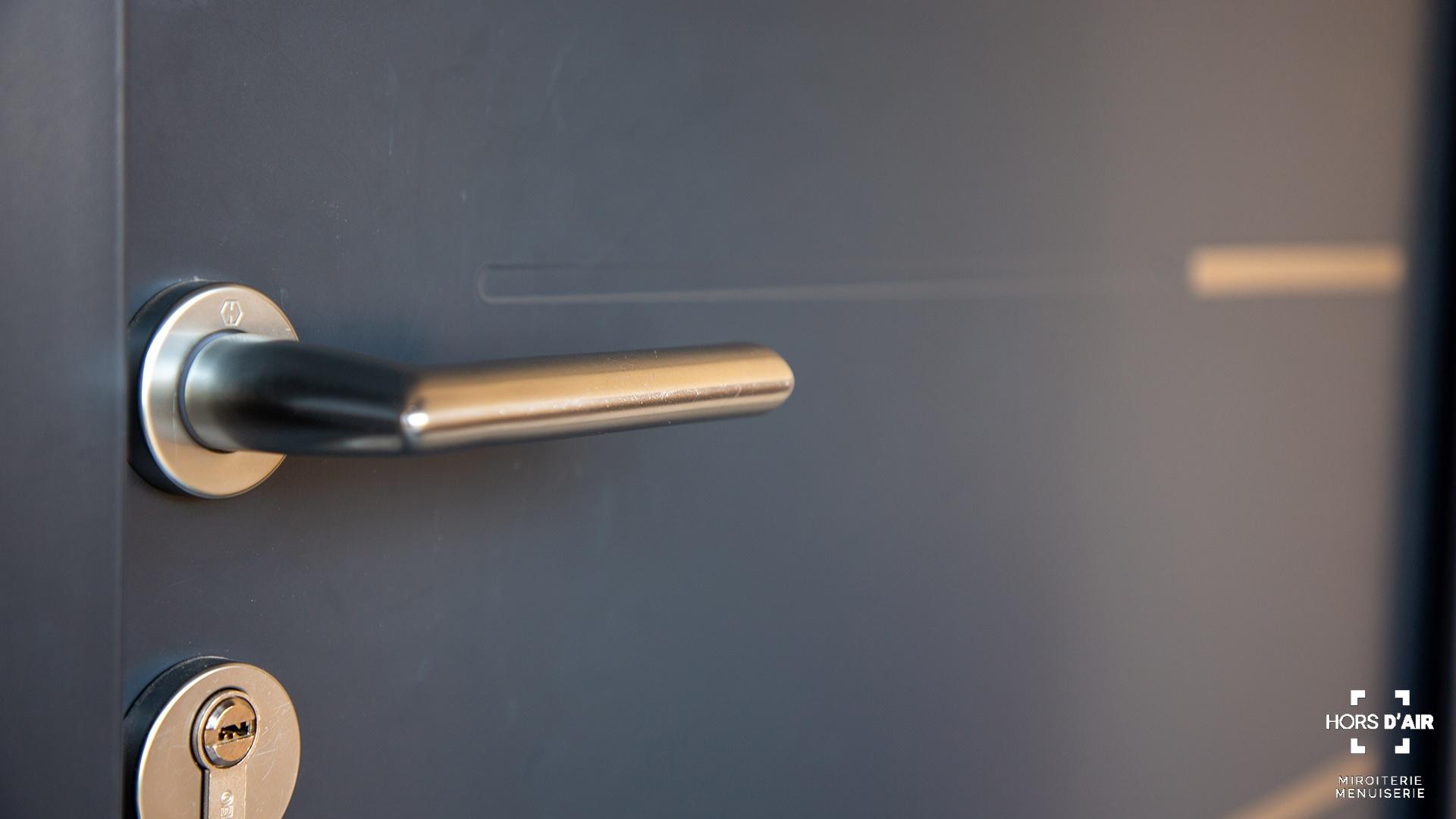 Porte d'entrée design Balma Hors d'Air