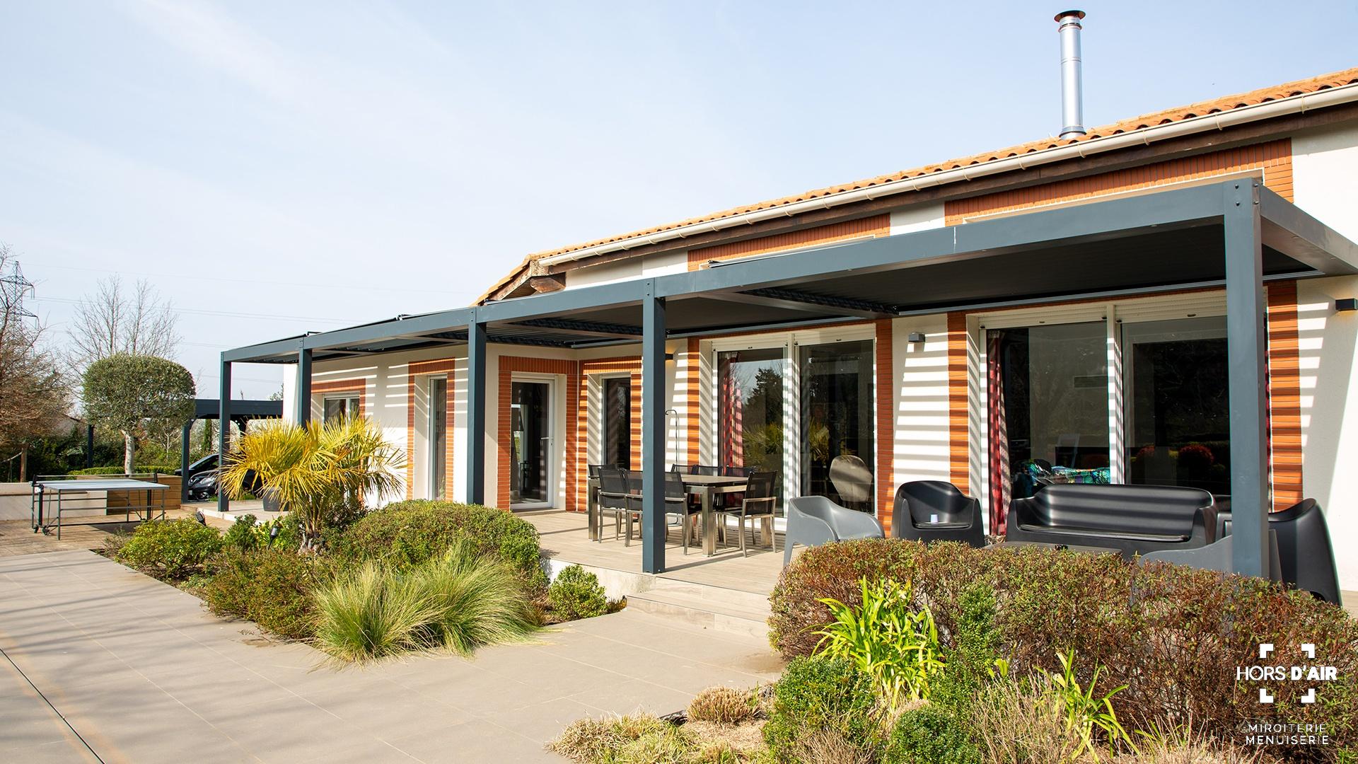 pergola bio-climatique côte pavée Toulouse Hors d'Air
