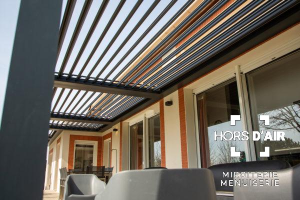 Pergola bioclimatique et extension d’exception à Montrabé