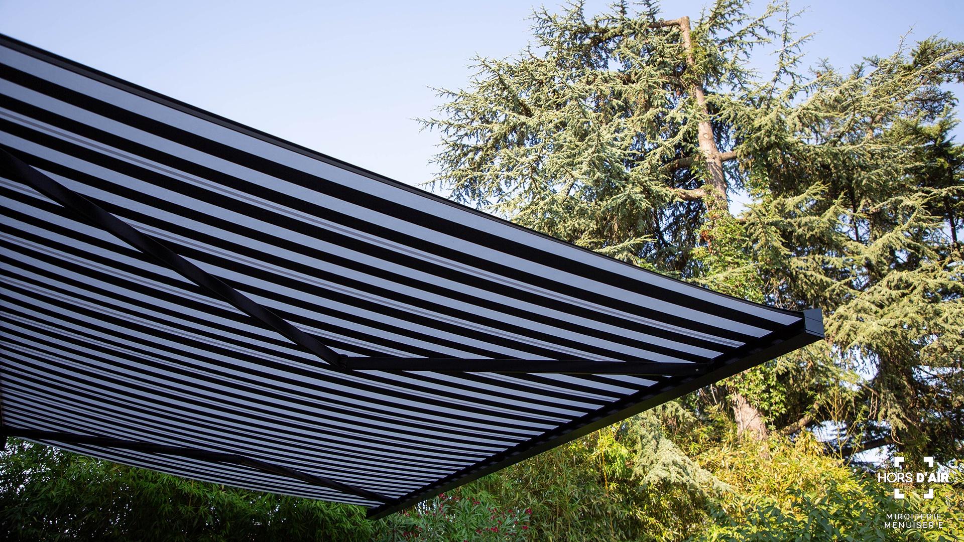 Store banne toulouse busca Hors d'Air