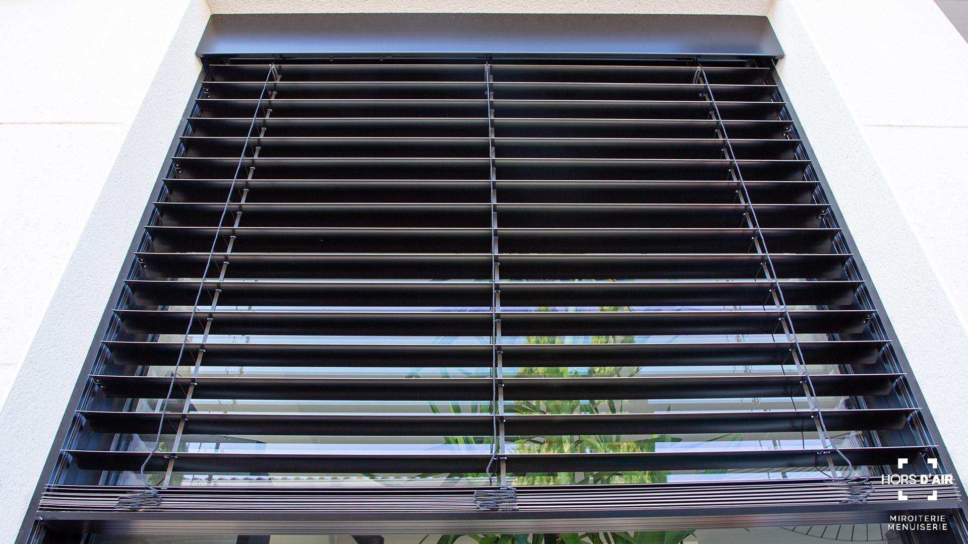 volet brise soleil side